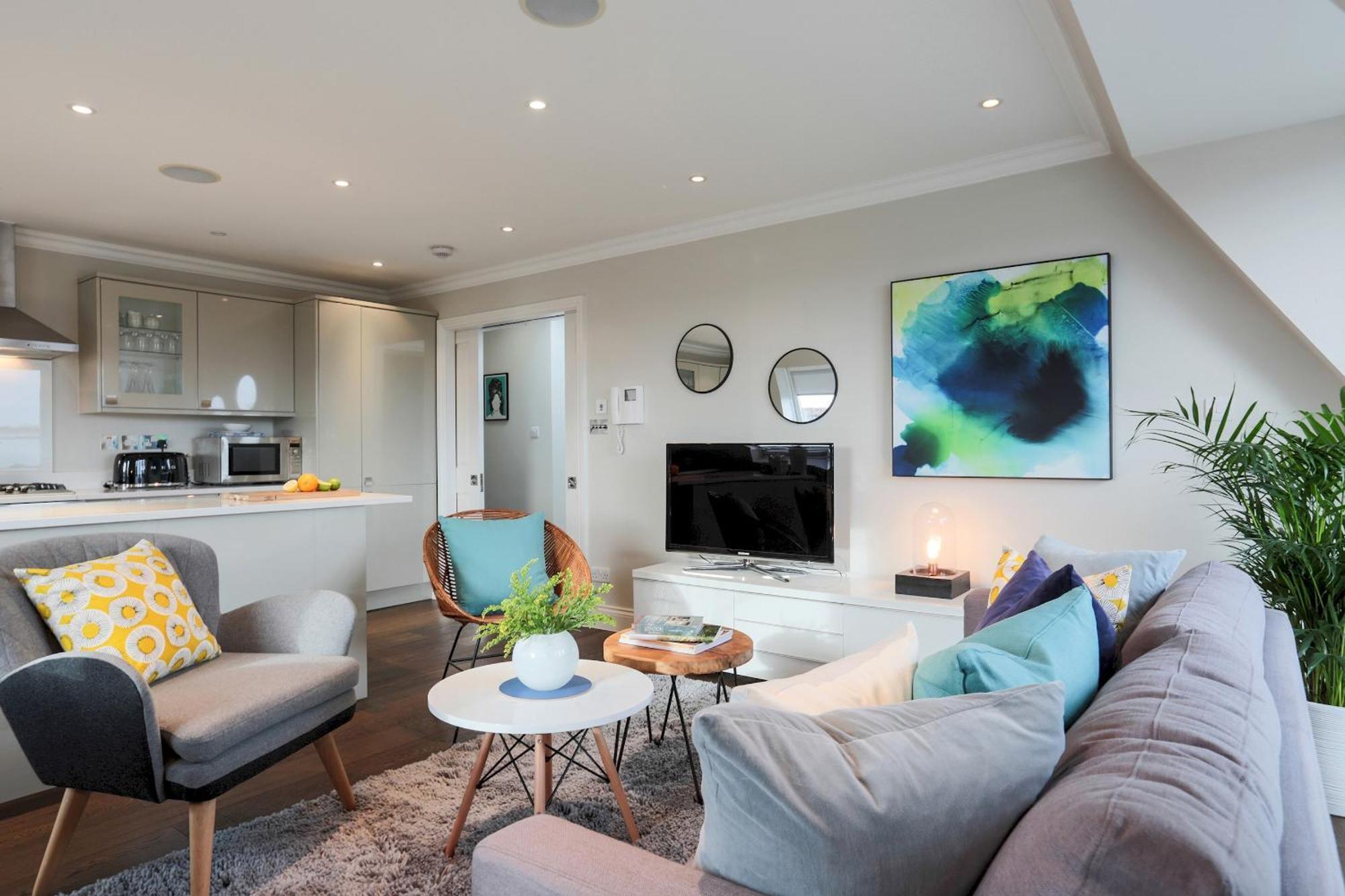 Madison Hill - White Hill House 5 - 3 Bedroom Flat 런던 외부 사진
